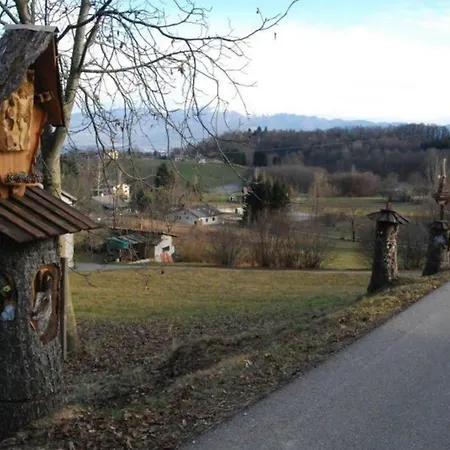 Haus Von Piero In Apartment San Gregorio nelle Alpi